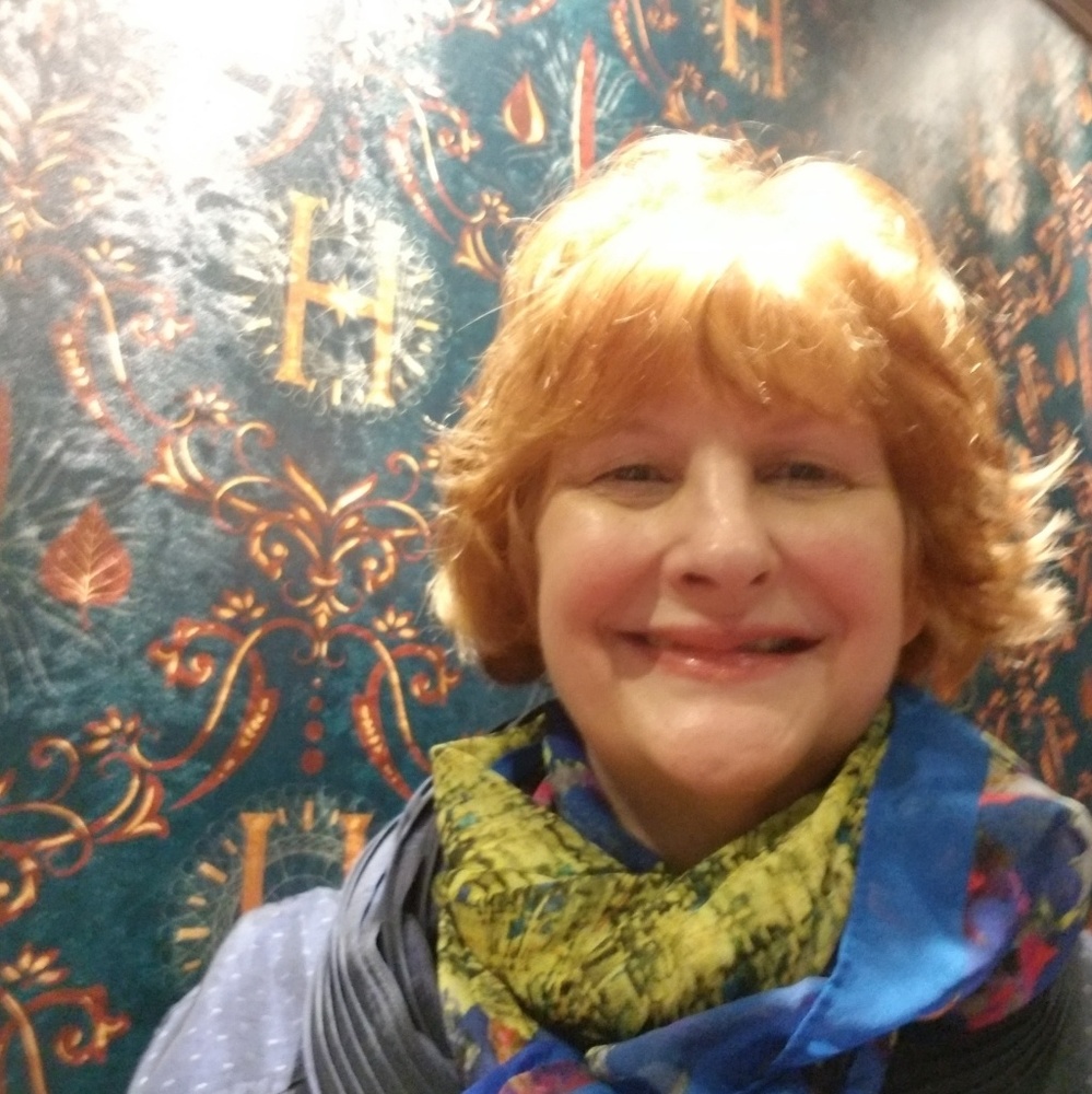 Meet your Posher, Gail